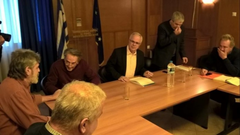 Δεν ικανοποιήθηκαν από τις απαντήσεις Αποστόλου οι αγρότες μετά τη συνάντηση στην Αθήνα