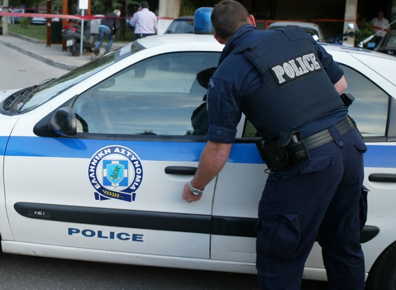Συνελήφθησαν 4 ημεδαποί για κατοχή ηρωίνης, κάνναβης και ναρκωτικών δισκίων από αστυνομικούς της Ασφάλειας Βέροιας