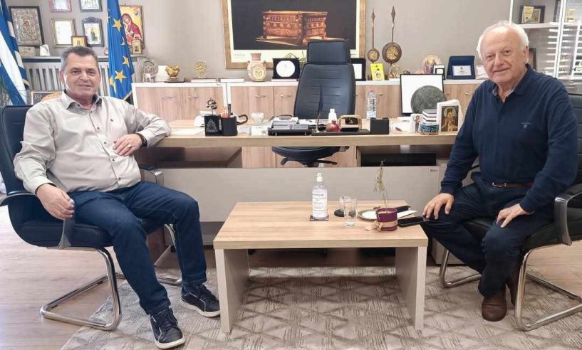 Ο Κώστας Καραπαναγιωτίδης στα παλιά αυτοδιοικητικά «λημέρια»