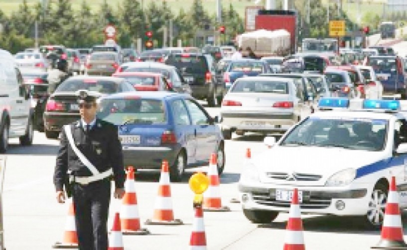 Αυξημένα μέτρα Τροχαίας σε όλη την επικράτεια κατά την περίοδο εορτασμού των Αποκριών και της Καθαράς Δευτέρας