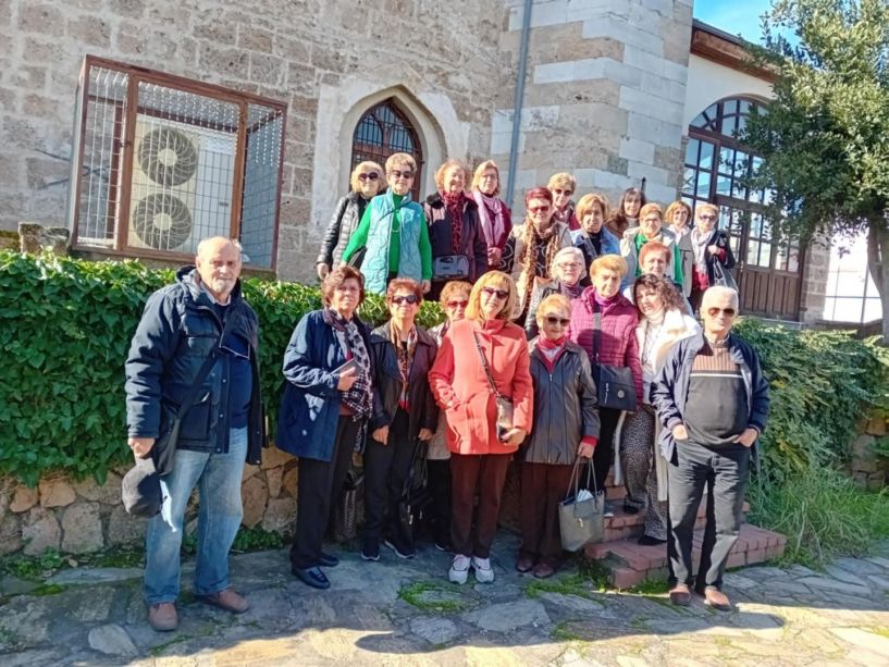 Εκπαιδευτική περιήγηση των ΚΑΠΗ σε ιστορικά μονοπάτια της Βέροιας