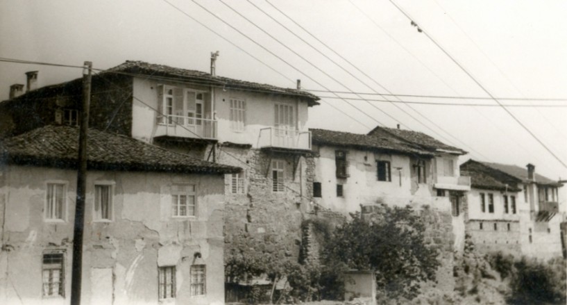 Επίκαιρα θέματα - Στον κόμβο των Λαδομύλων