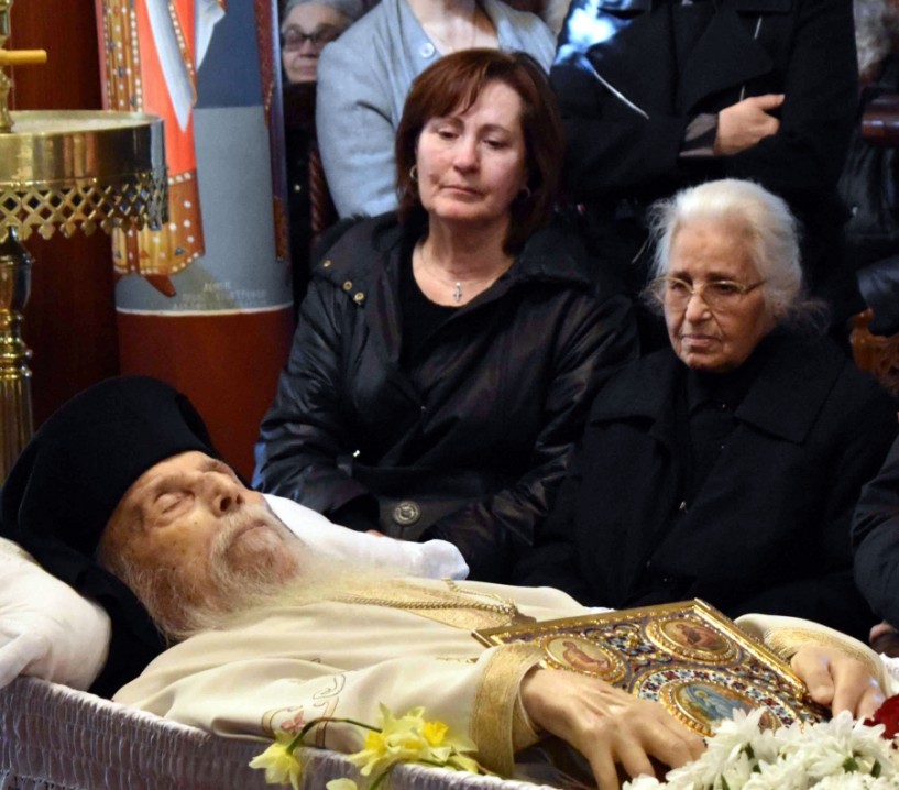 Ύστατο χαίρε στον π. Αμβρόσιο Κυρατζή