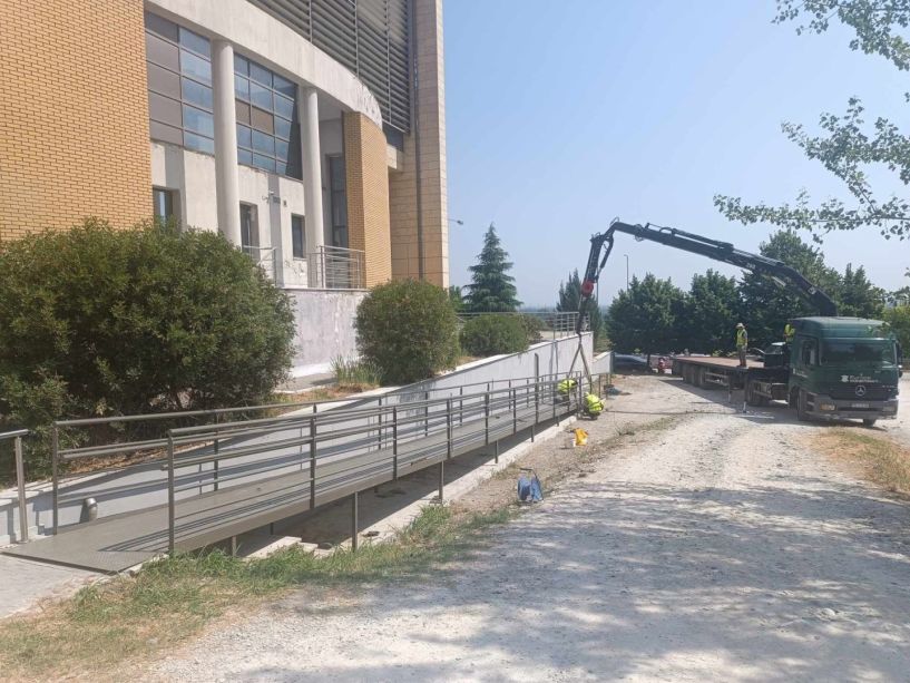 Ευχαριστίες του Δικηγορικού Συλλόγου Βέροιας στον Κ. Καλαϊτζίδη για την κατασκευή ειδικής ράμπας ΑΜΕΑ στο νέο Δικαστικό Μέγαρο