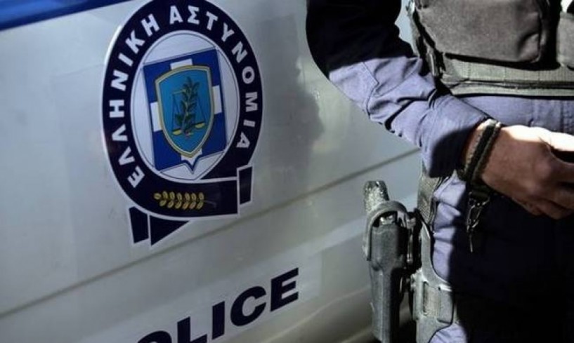 Αφαίρεσαν πορτοφόλι 66χρονης πιστής μέσα στην εκκλησία στη Βέροια! Πλούσιο το αστυνομικό ρεπορτάζ της Δευτέρας