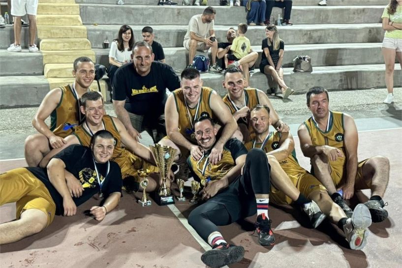 Η ομάδα των ΛΟΚ κατέκτησαν το τουρνουά μπάσκετ στον Άγιο Νικόλαο!