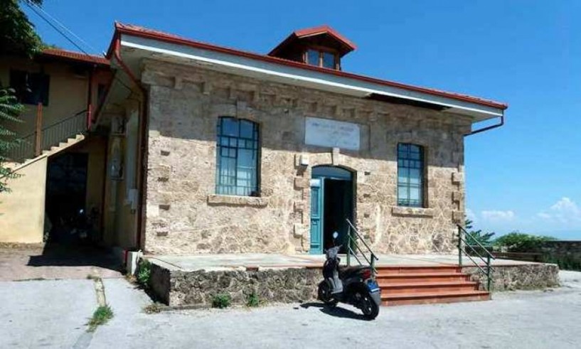 Διαφωνία Καραμπατζού για τη μείωση παροχής στη ΔΕΥΑΝ. Κουτσογιάννης: Να καταρρεύσει η εταιρεία και να μην έχει νερό κανείς;