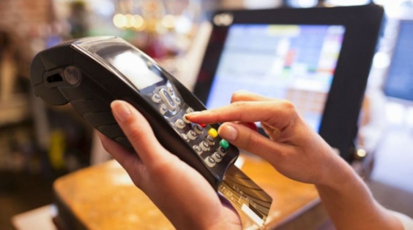 Έχει ακόμη προθεσμία για τα «μηχανάκια» POS