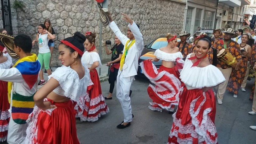 Με χρώμα και ήχους του κόσμου η πρώτη μέρα του 25ου διεθνούς φεστιβάλ CIOFF-Πυρσού