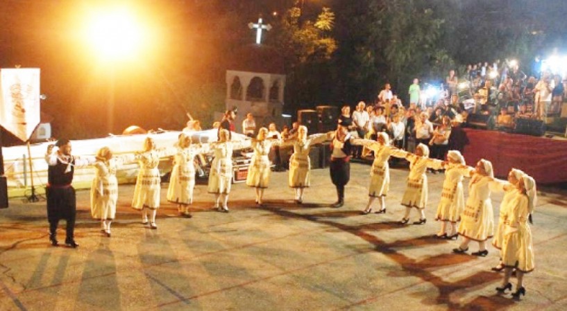 ΔΗΜΟΣ ΒΕΡΟΙΑΣ - Κάλεσμα συμμετοχής εθελοντών στο 2ο Φεστιβάλ Παραδοσιακών Χορών