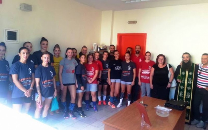 Αγιασμός στο Γυναικείο τμήμα handball του Φιλίππου Βέροιας