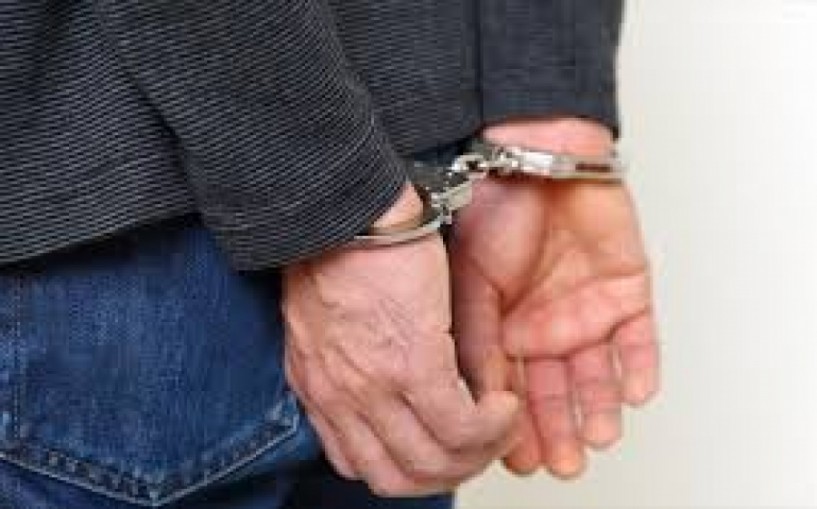 Στο Αστυνομικό Τμήμα Βέροιας - Συνελήφθησαν η μάνα και ένας φίλος 34χρονου κρατουμένου,   για εισαγωγή ηρωίνης   στα κρατητήρια μέσα σε μαξιλάρι