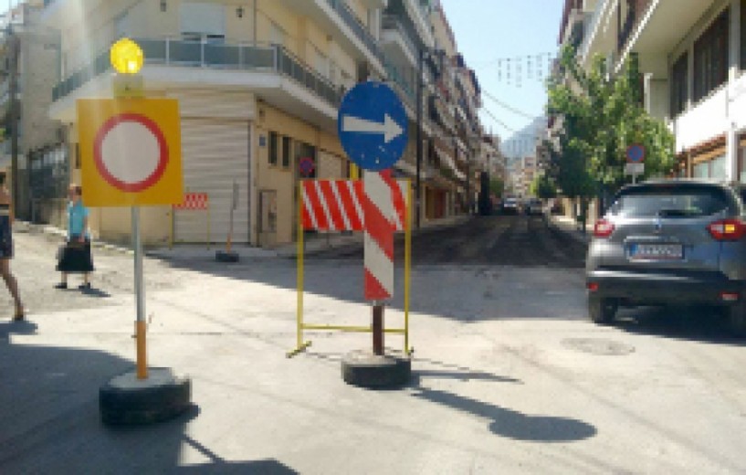 Στο φουλ το έργο των ασφαλτοστρώσεων στο κέντρο της Νάουσας