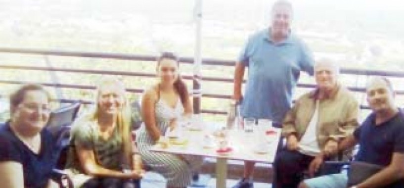 Μια συνάντηση ανθρώπων που δεν είχαν να χωρίσουν τίποτα