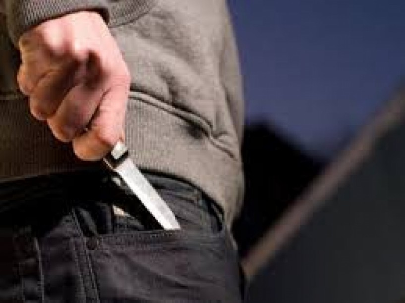 Ληστεία πρακτορείου ΟΠΑΠ στην Αλεξάνδρεια με την απειλή μαχαιριού
