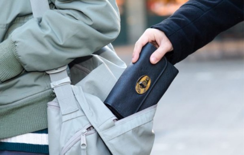 44χρονη έκλεψε το πορτοφόλι 75χρονης στη Νάουσα