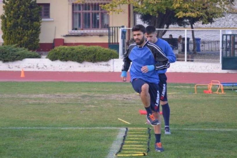 Κομπλέ στη Χαλάστρα  με τον ουραγό Καμπανιακό η Νάουσα