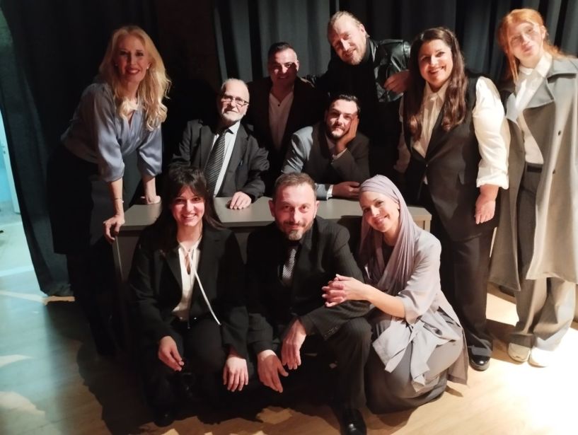 Ευχαριστίες του Συλλόγου Μικρασιατών Ημαθίας προς τη Θεατρική Ομάδα almaΤέχνης για τις δύο εξαιρετικές παραστάσεις με τίτλο: «Ο ΚΑΤΗΓΟΡΟΥΜΕΝΟΣ» 