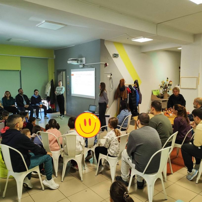 Επίσκεψη του 4ου Δημοτικού Σχολείου Βέροιας  στο ΚΔΑΠ ΑμεΑ ΜΑμΑ