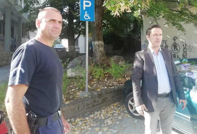 Ο Δήμαρχος Νάουσας Νικόλας Καρανικόλας σε ρόλο.. τροχονόμου!