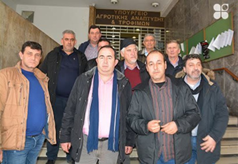 Νέες υποσχέσεις Αποστόλου για πληρωμές και συνδεδεμένη. Προβληματισμός στους τευτλοπαραγωγούς