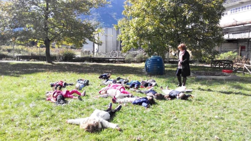 To 8ο Νηπιαγωγείο γνωρίζει «Τα κατορθώματα μιας δροσοσταλιάς»