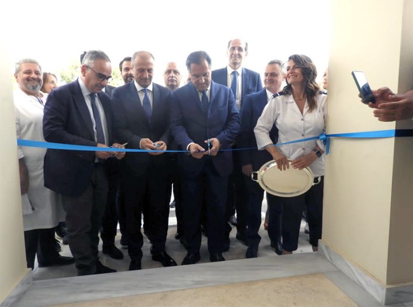 Εγκαινιάστηκε χθες η νέα πτέρυγα του Νοσοκομείου Βέροιας από τον υπουργό Υγείας  -«Πυρά» Άδωνι κατά ΣΥΡΙΖΑ για ΕΣΥ: «Η  περίοδος των αχρήστων πέρασε» -Αισθητή η απουσία εκπροσώπησης της Περιφέρειας (ΦΩΤΟΣ)