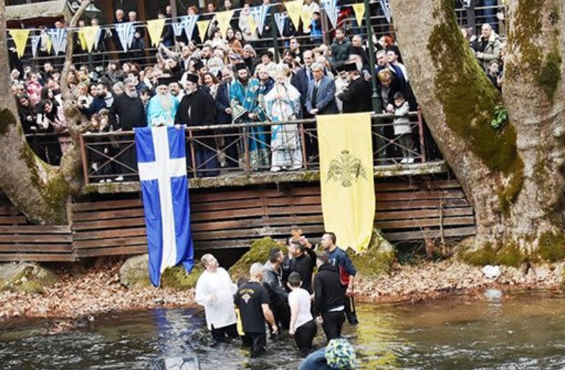 Με επισημότητα γιόρτασε η Νάουσα τα Θεοφάνεια