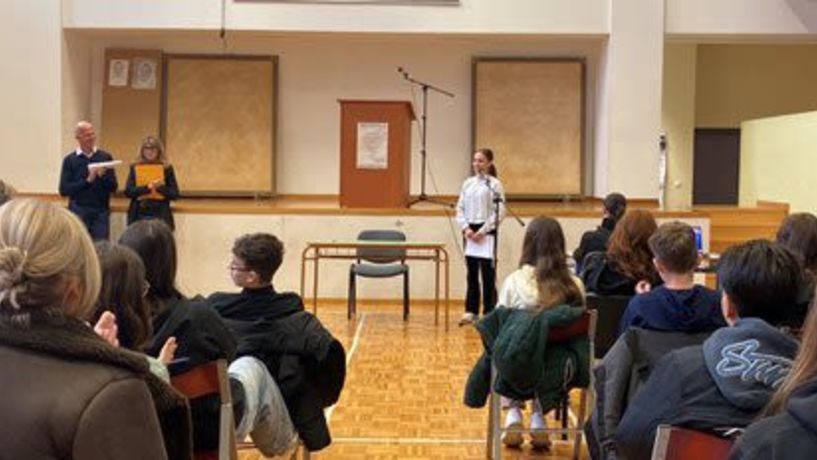  «Αν θα μπορούσα τον κόσμο να άλλαζα»: Η νεανική φωνή στους Αγώνες Αυθόρμητου Λόγου στη Βέροια