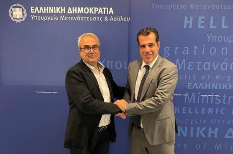 Στο Υπουργείο Μετανάστευσης κ Ασύλου, για συνάντηση με τον Υπουργό Θάνο Πλεύρη,  ο Διοικητής της Δομής Βέροιας Ιωάννης Ιακωβίδης, παρουσία κ του Υφυπουργού Ανάπτυξης Λάζαρου Τσαβδαρίδη 