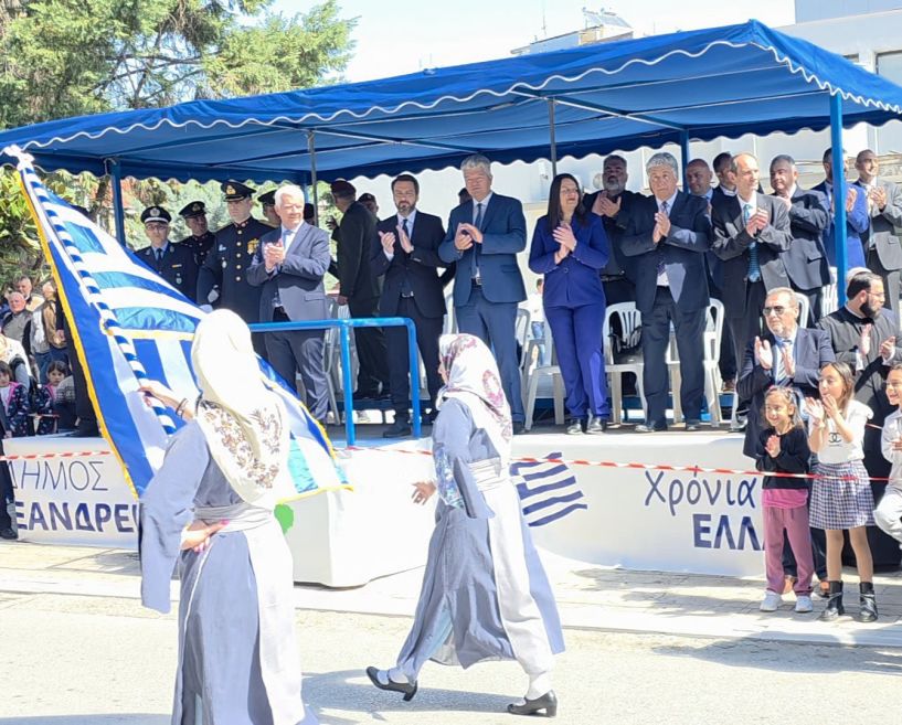 Στον εορτασμό της 25ης Μαρτίου στην Αλεξάνδρεια, ως εκπρόσωπος της Βουλής, ο Τάσος Μπαρτζώκας