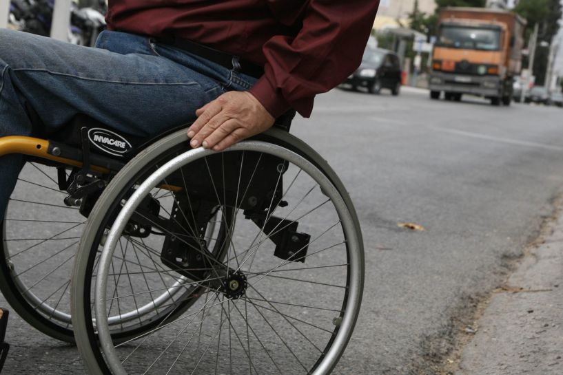 Ξεκινάει η έκδοση και ανανέωση των δελτίων μετακίνησης ΑμεΑ (πάσο) για το έτος 2019