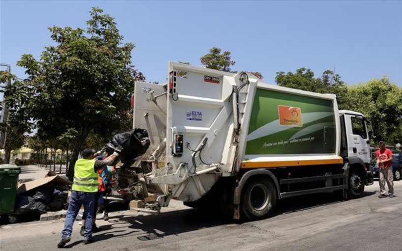 Στο κέντρο της Αλεξάνδρειας - Δεν θα γίνεται αποκομιδή απορριμμάτων μέχρι να αποκατασταθεί η βλάβη του απορριμματοφόρου