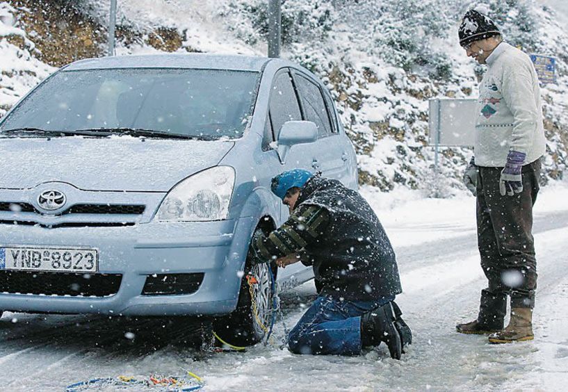 Η κατάσταση στο οδικό δίκτυο της Ημαθίας. Με αλυσίδες για χιονοδρομικά και Πιέρια