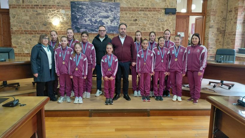 Οι Πανελληνιονίκες αθλήτριες του ΑΠΣ ΒΕΡΟΗ στον Δήμαρχο Βέροιας