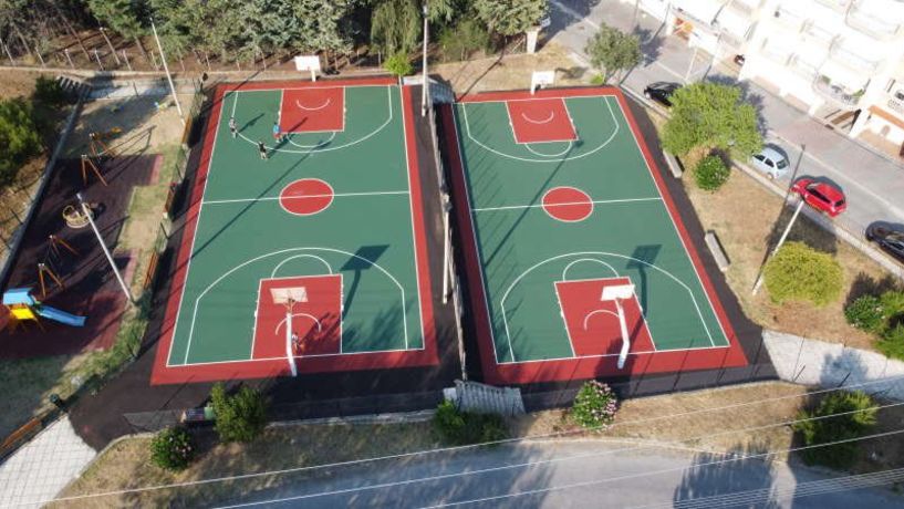 Ανακαινισμένες και αναβαθμισμένες αθλητικές εγκαταστάσεις σε γήπεδα και σχολεία του Δήμου Βέροιας (Εικόνες - Βίντεο)