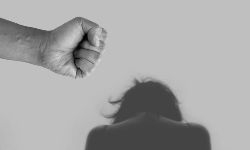 Η ενδοοικογενειακή βία προβληματίζει και τις Ένοπλες Δυνάμεις