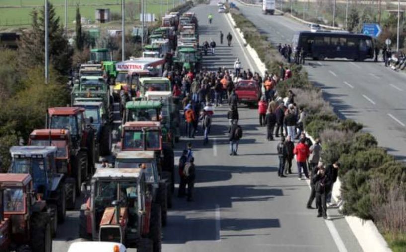 ΠΑΝΕΛΛΑΔΙΚΗ ΕΠΙΤΡΟΠΗ ΤΩΝ ΜΠΛΟΚΩΝ -  Κάλεσμα σε αγροτική κινητοποίηση στο πλαίσιο της ΔΕΘ