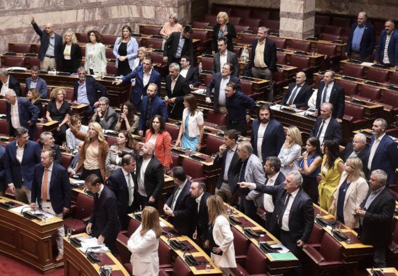 Στα ύψη η πολιτική αντιπαράθεση στη Βουλή ΟΠΕΚΕΠΕ: Απορρίφθηκαν οι προτάσεις της αντιπολίτευσης για τη σύσταση Προανακριτικής Επιτροπής -Επιστολική ψήφος και ζήτημα εγκυρότητας της διαδικασίας