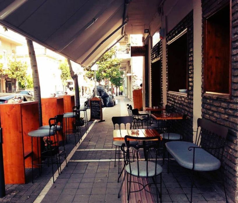 Σε καραντίνα η Ελλάδα: Κλείνουν εμπορικά, καφέ, μπαρ και εστιατόρια!