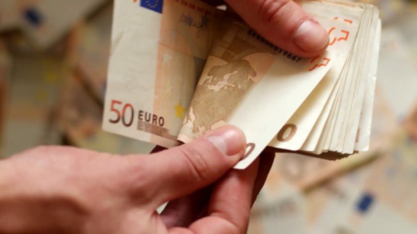 Εφάπαξ επίδομα έως 400 ευρώ για τους δικηγόρους