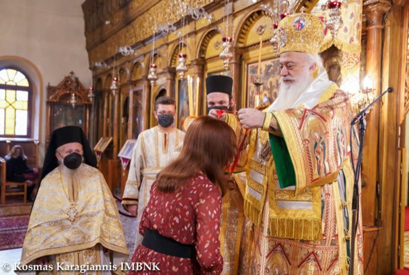 Με λαμπρότητα η Σύναξη της Υπεραγίας Θεοτόκου στη Νάουσα. Βραβεύσεις φοιτητών από το Ίδρυμα «Μητροπολιτικόν Κέντρον Πολιτισμού ΠΑΝΤΑΝΑΣΣΑ»