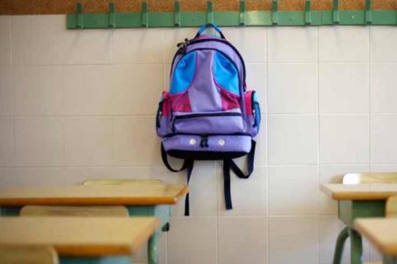 Δύο Σαββατοκύριακα το μήνα θα μένει η τσάντα των μαθητών του δημοτικού