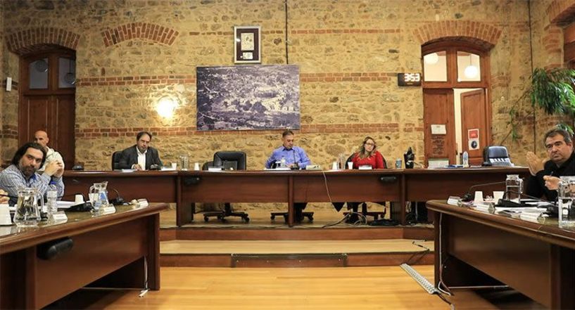 Στο χθεσινό δημοτικό συμβούλιο Δήμαρχος Βέροιας: Τα καίρια  προβλήματα της Αυτοδιοίκηση  έμειναν πίσω, για μια φορά ακόμα -Συγκέντρωση διαμαρτυρίας αιρετών έξω από τη Βουλή στις 19 Δεκεμβρίου