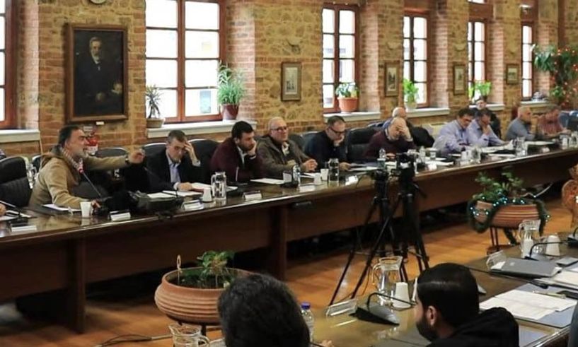 ΔΗΜΟΤΙΚΟ ΣΥΜΒΟΥΛΙΟ ΒΕΡΟΙΑΣ Αιχμές για τη λειτουργία του ΔΗ.ΒΡΕ.ΣΤΑ, Δημοτικό Κολυμβητήριο  με εντάσεις μεταξύ Κορωνά-Λαζαρίδη και σύνδεση Ασωμάτων  με οικίες της Ραχιάς, στη χθεσινή λογοδοσία της Δημοτικής Αρχής