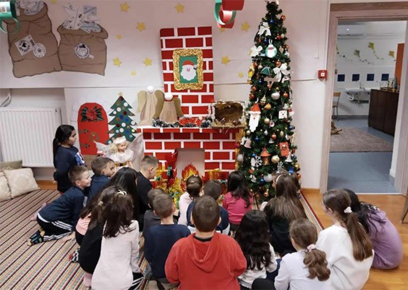 Δώρα αγάπης στο Γηροκομείο  από το ΚΔΑΠ Δήμου Νάουσας