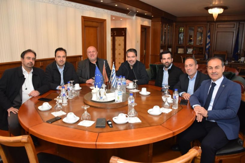 ΣΤΟ ΕΠΙΜΕΛΗΤΗΡΙΟ ΗΜΑΘΙΑΣ:  Άτυπη συνάντηση Κλιμακίου της Πανελλήνιας  Ομοσπονδίας Ηλεκτρολόγων Κ. Μακεδονίας με τον Υπ. Ψηφιακής Διακυβέρνησης Δ. Παπαστεργίου