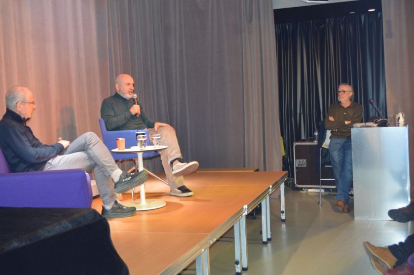 Το βιβλίο του Στράτου Τζίτζη «Έχω κάτι να πω – Στοιχεία για μια θεωρία της συμπλήρωσης», παρουσιάστηκε στη Δημόσια Βιβλιοθήκη Βέροιας