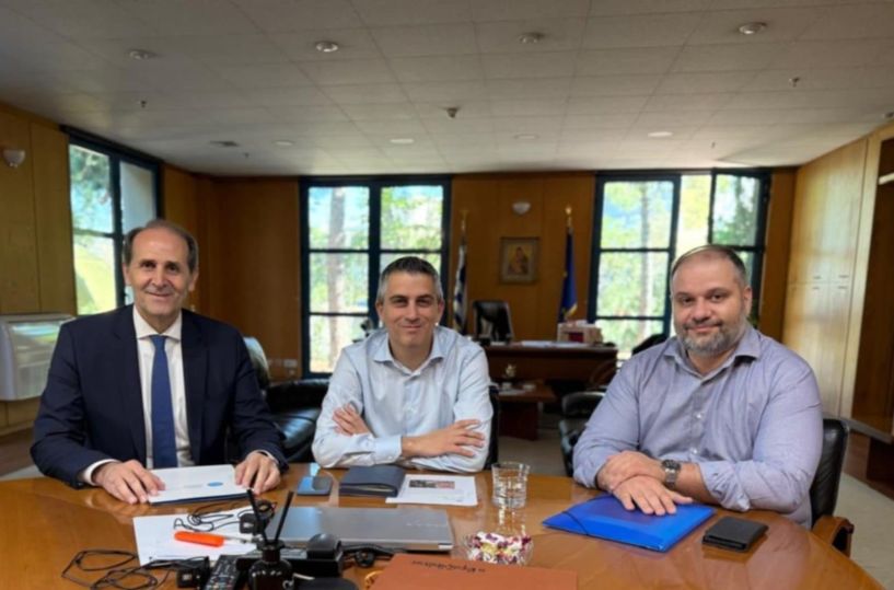 Συνάντηση Δημάρχου Νάουσας με τον Υπουργό Υποδομών για την σύνδεση με την Εγνατία   -Συζητήθηκε και η κατασκευή νέας γέφυρας  στην περιοχή του νοσοκομείου