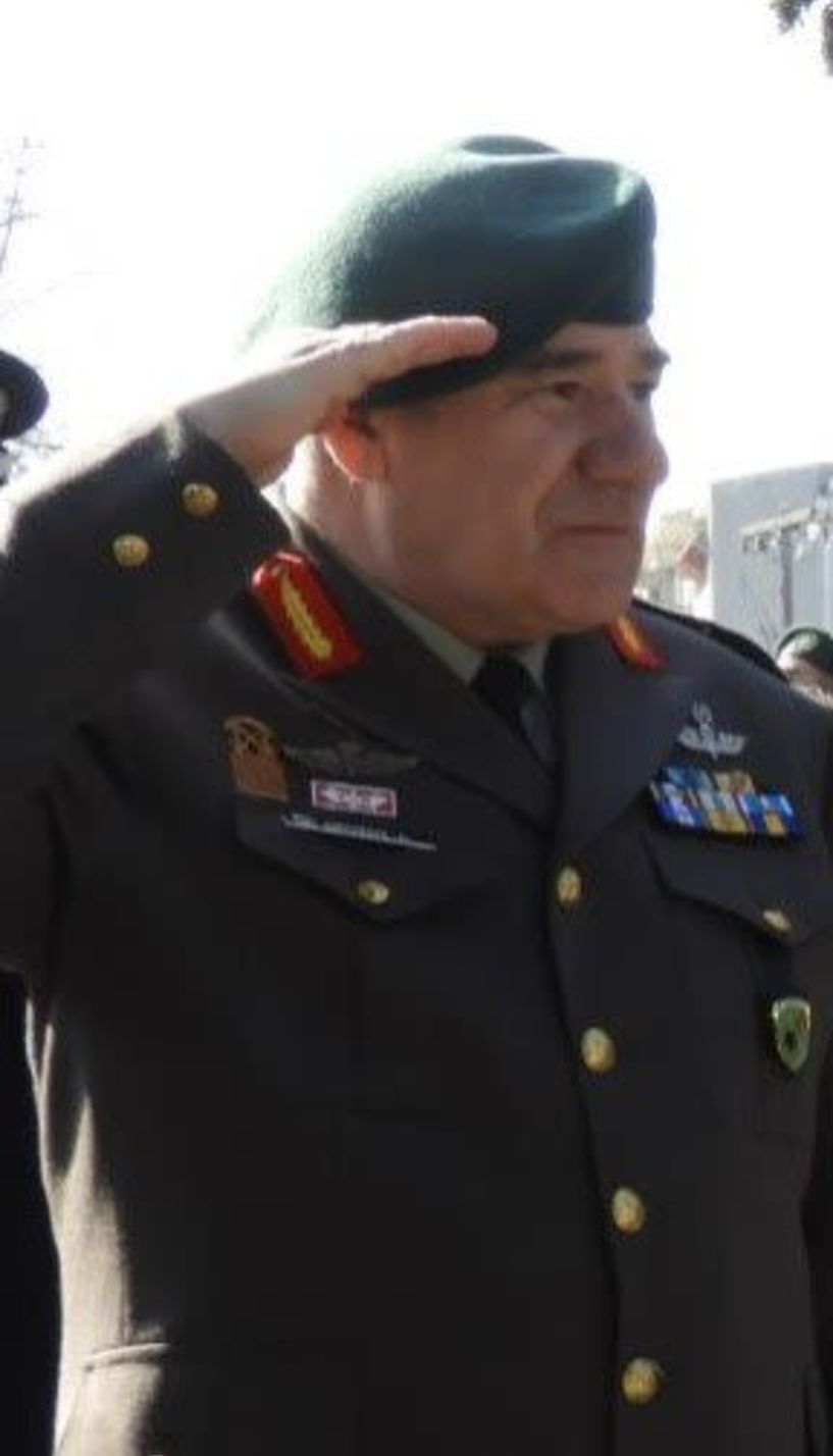 «Ευδοκίμως τερματίσας» ο διοικητής της Ι Μεραρχίας Βέροιας, υποστράτηγος Δημήτριος Δρόσος